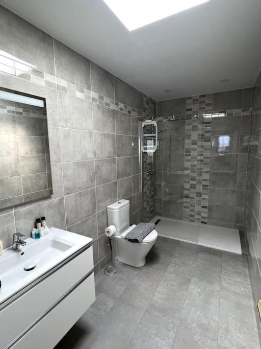 Casa Breen - Spacious 1 Bedroom Apartment In Matagorda With Communal Pool Tías Dış mekan fotoğraf