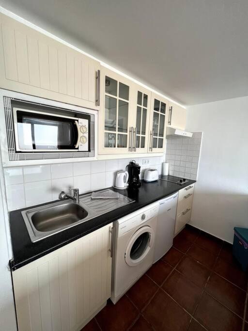 Casa Breen - Spacious 1 Bedroom Apartment In Matagorda With Communal Pool Tías Dış mekan fotoğraf